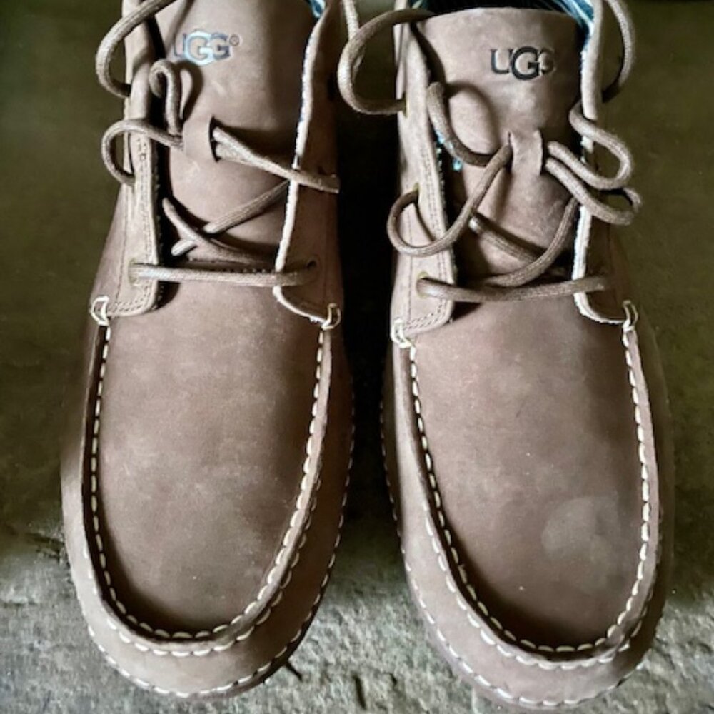 New Men's UGG Kaldwell Chukka Boots in Brown Suede Leather - Men's Size 9.5 BNIB